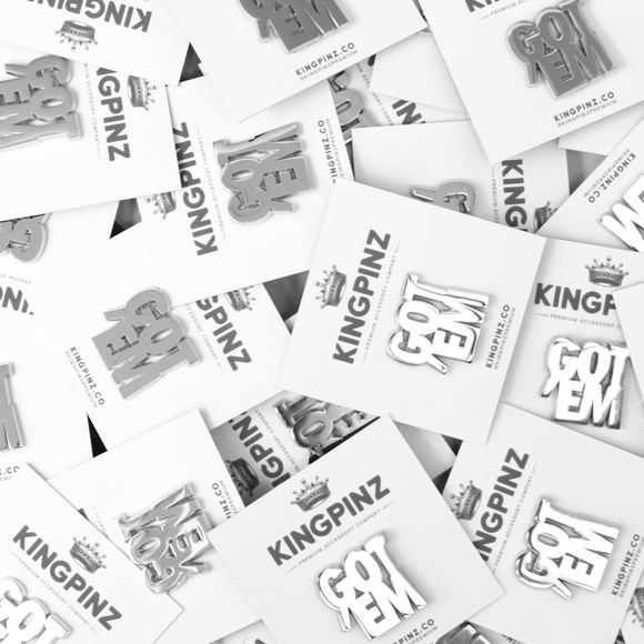 Got 'Em Lapel Pin - Silver - Picture 2 of 2